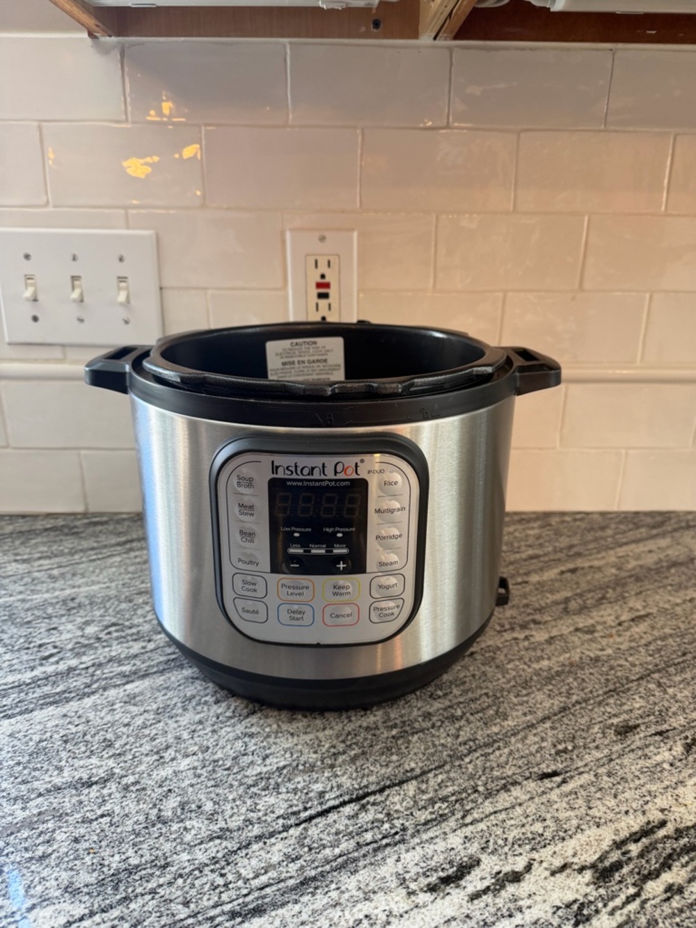 Instant Pot IP-DUO60 6 Qt Pressure Cooker Heating Base Only OEM Part V2 V3